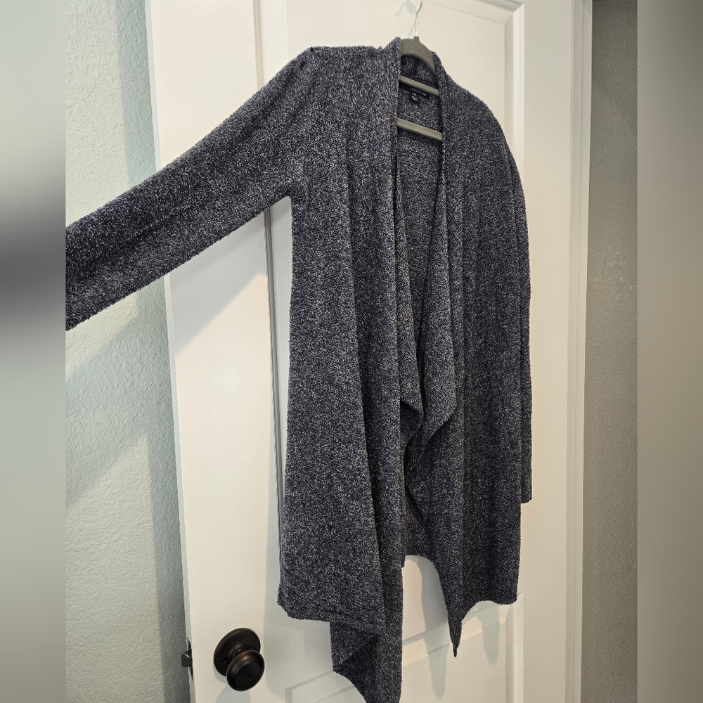 EUC- Barefoot Dreams Bamboo Chic Lite Navy & Grey Calypso Wrap Cardigan Size S/M - Picture 3 of 10